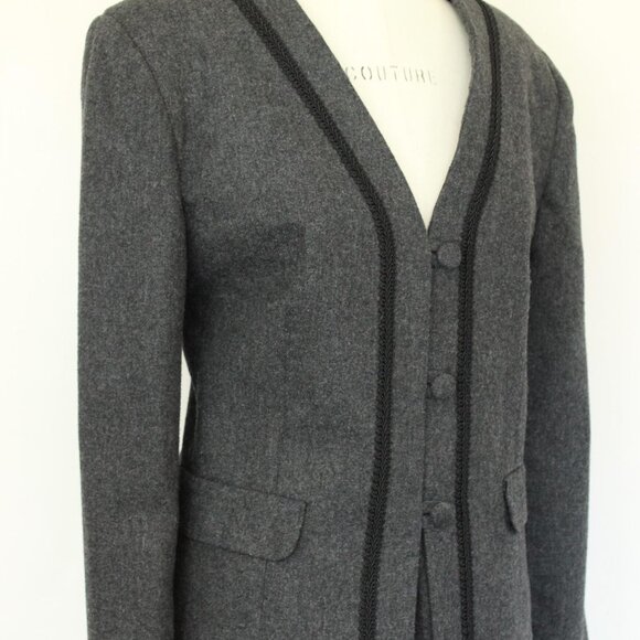 Vintage 1980s Womens Suit, Russ Gray Wool Skirt And Jacket, Shoulder Pads Braid - Picture 4 of 10